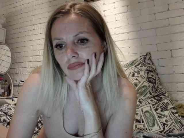 AngelAlone webcam