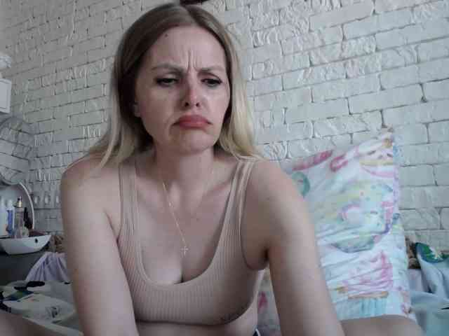 AngelAlone webcam