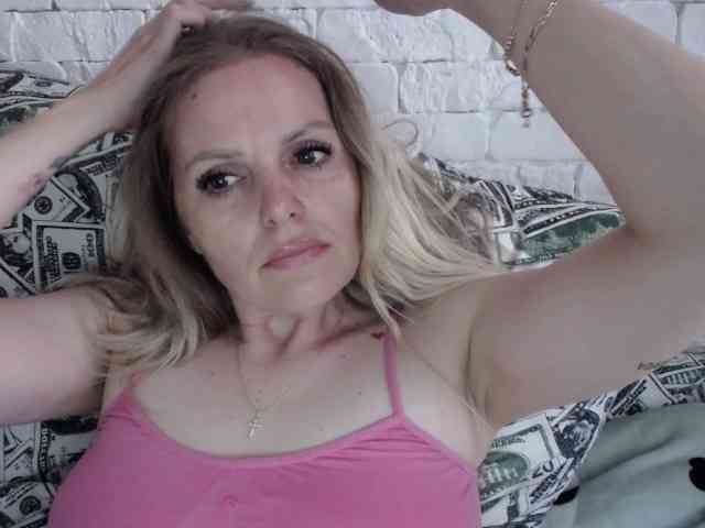 AngelAlone webcam