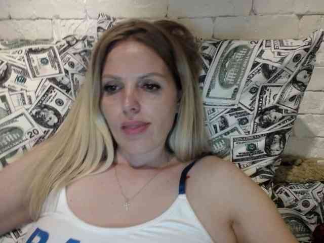 AngelAlone webcam