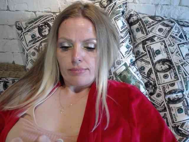 AngelAlone webcam