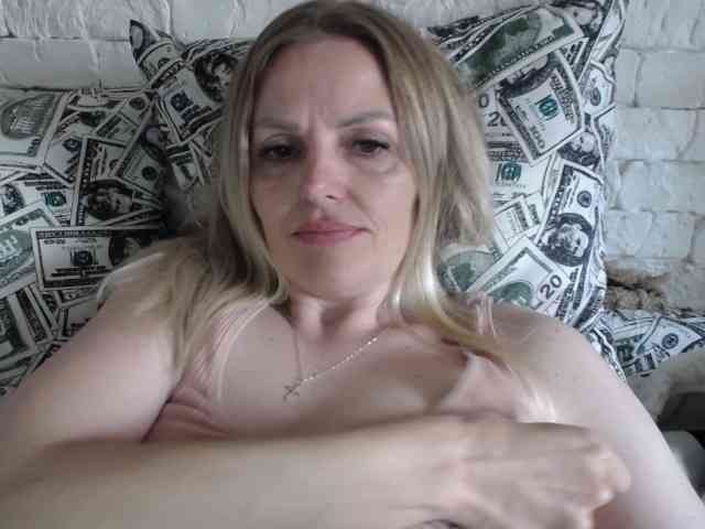 AngelAlone webcam