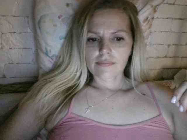 AngelAlone webcam