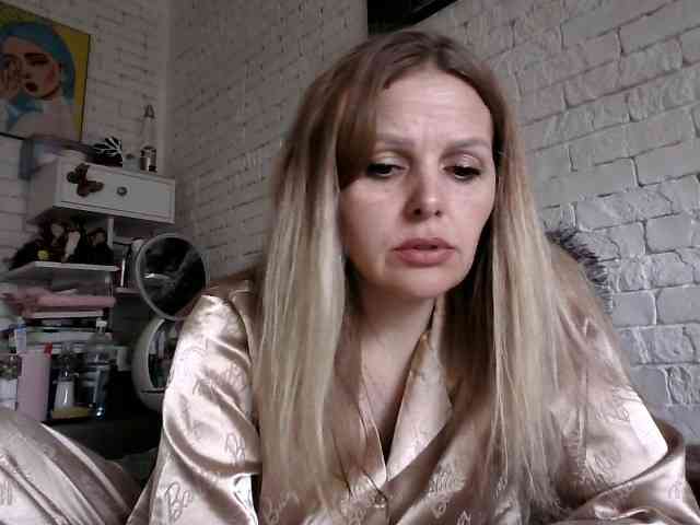 AngelAlone AngelAlone