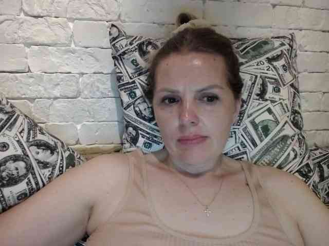 AngelAlone webcam