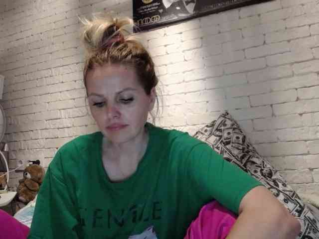 AngelAlone webcam