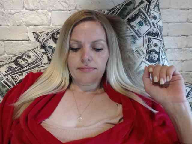 AngelAlone webcam