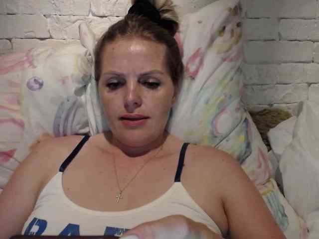 AngelAlone webcam