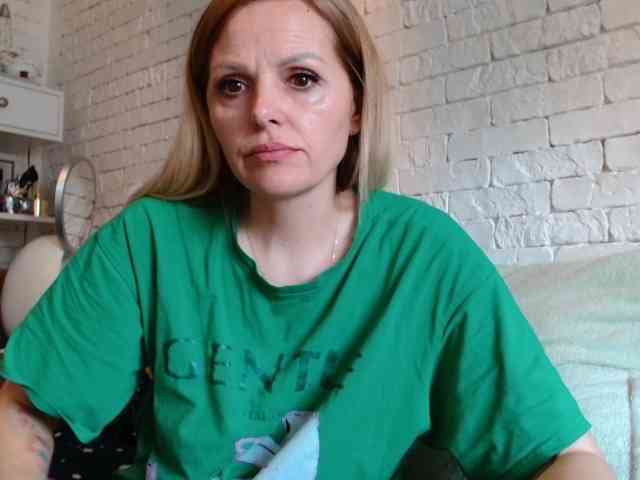 AngelAlone webcam