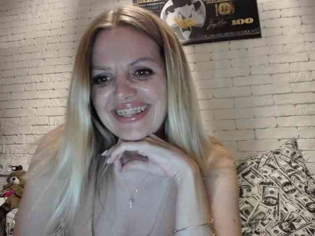 AngelAlone webcam