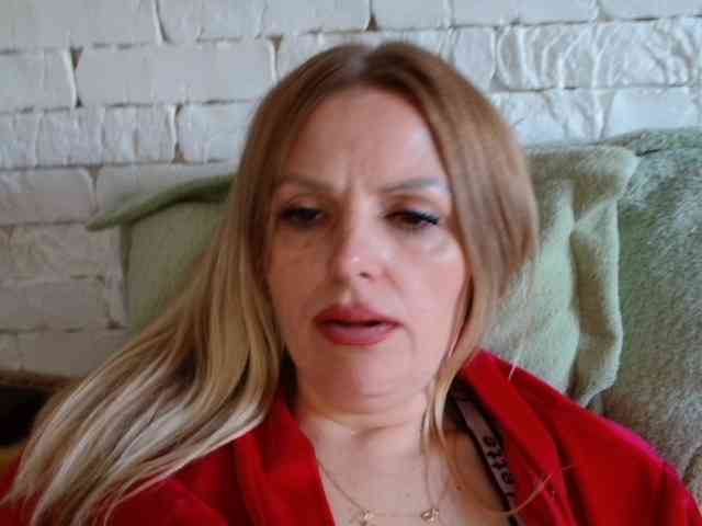 AngelAlone webcam