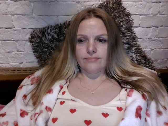 AngelAlone webcam