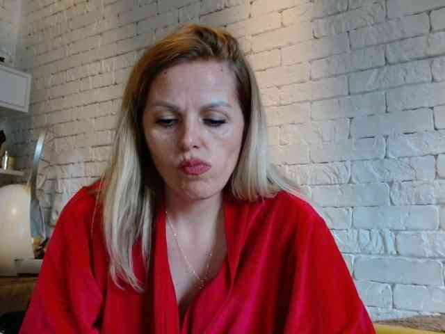 AngelAlone webcam