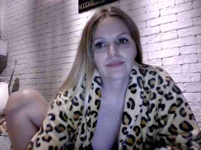 AngelAlone AngelAlone