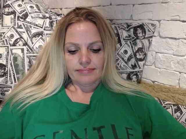 AngelAlone webcam