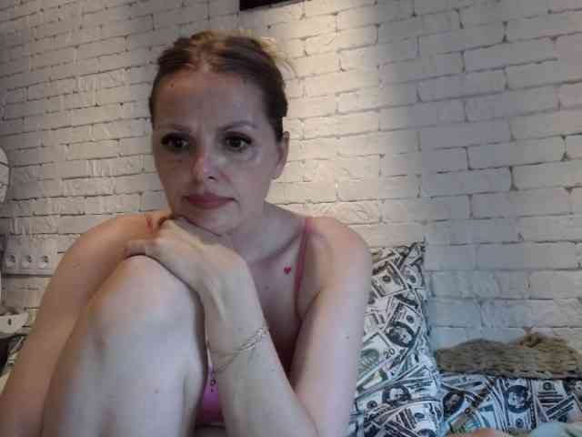 AngelAlone webcam
