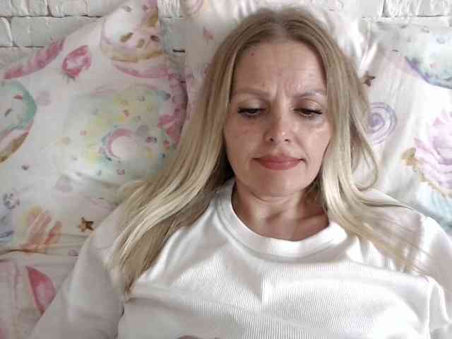 AngelAlone webcam