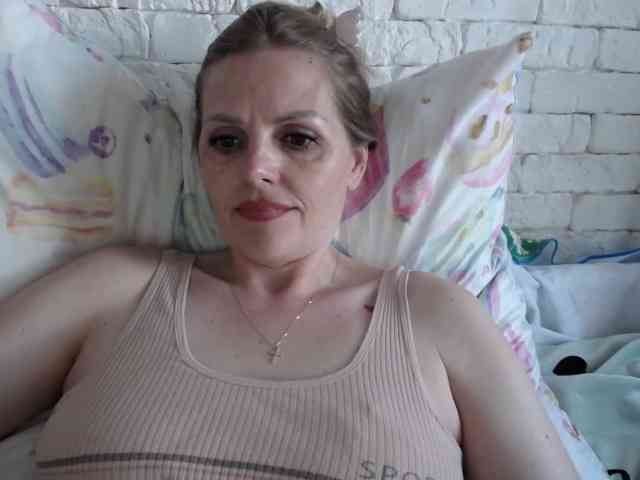 private live sex show AngelAlone