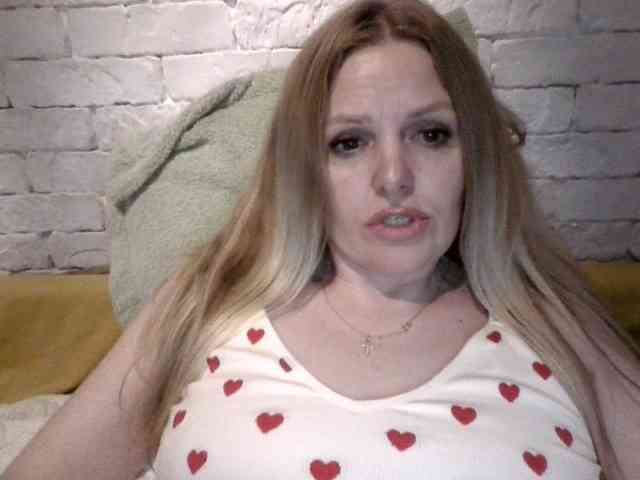 AngelAlone webcam