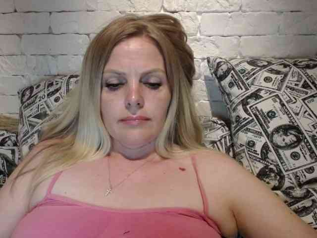 AngelAlone webcam