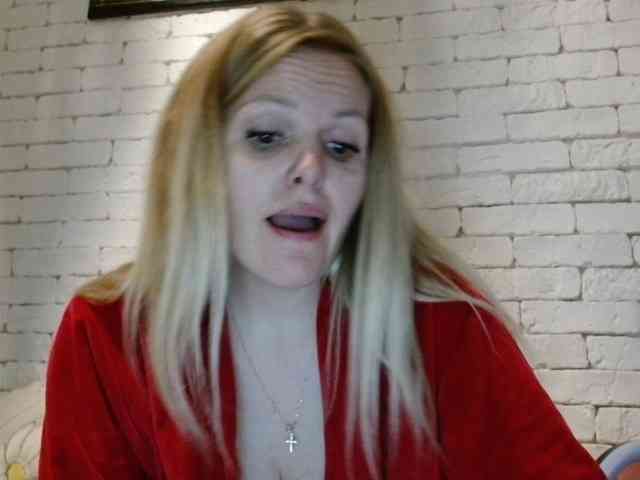 AngelAlone webcam