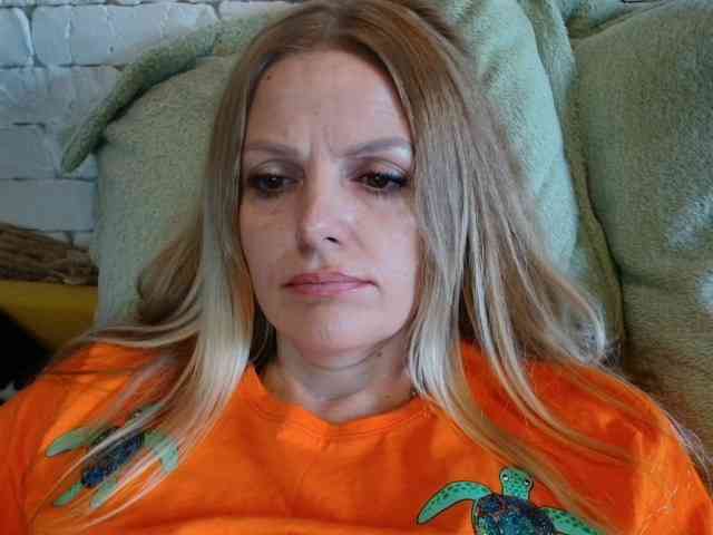 AngelAlone webcam