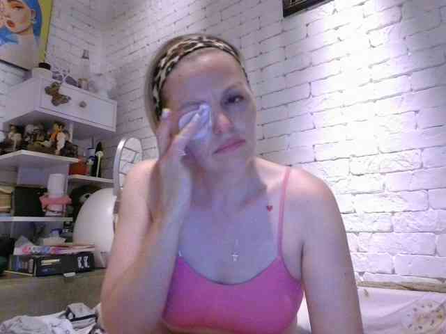 AngelAlone webcam