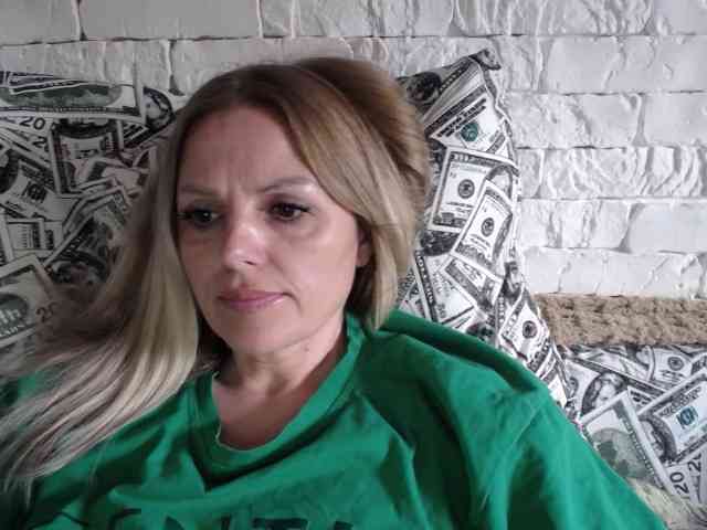 AngelAlone webcam