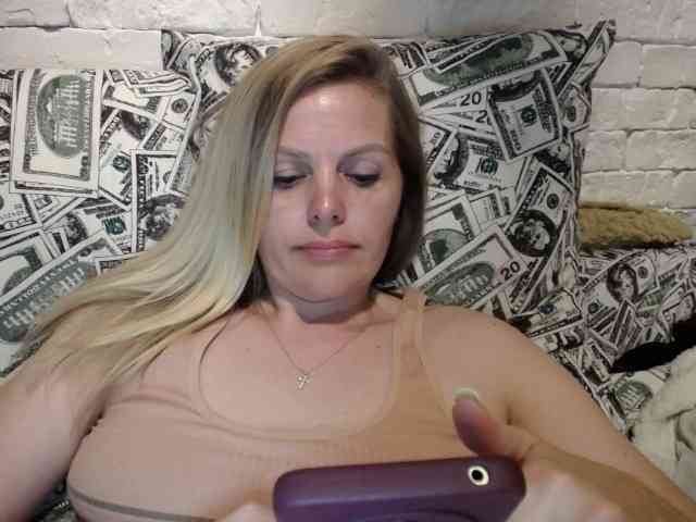 AngelAlone webcam
