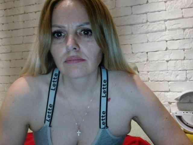 AngelAlone webcam