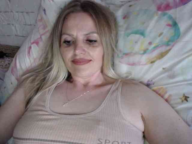 AngelAlone webcam