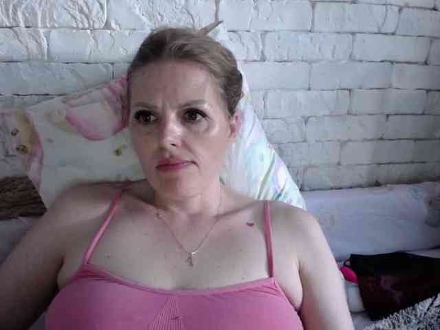 AngelAlone webcam