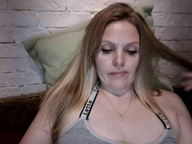 AngelAlone AngelAlone