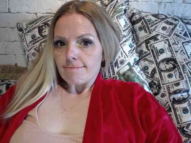 AngelAlone webcam