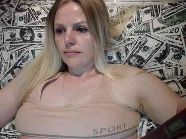AngelAlone webcam