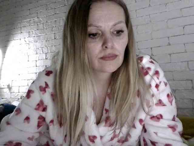 AngelAlone webcam