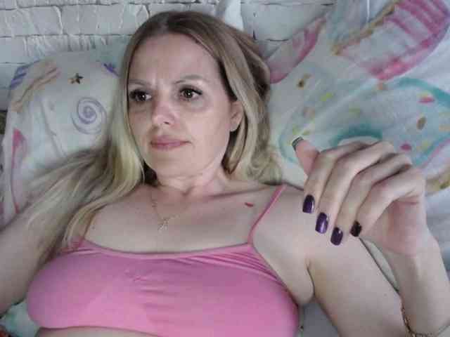 AngelAlone webcam