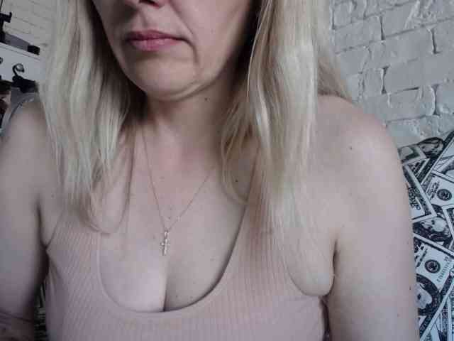 AngelAlone webcam