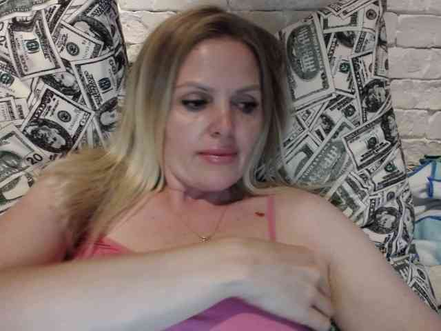 AngelAlone webcam