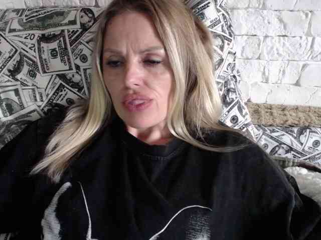 AngelAlone webcam