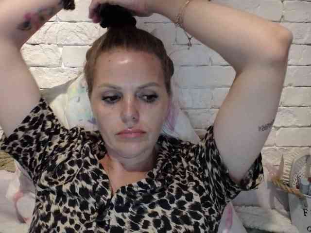 AngelAlone webcam