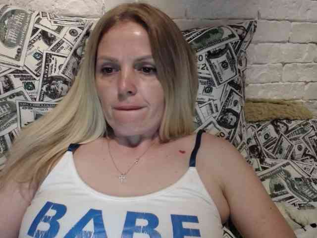 AngelAlone webcam