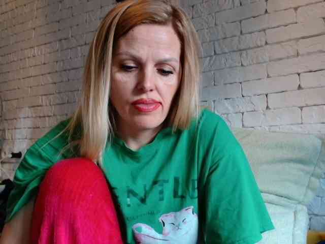 AngelAlone webcam