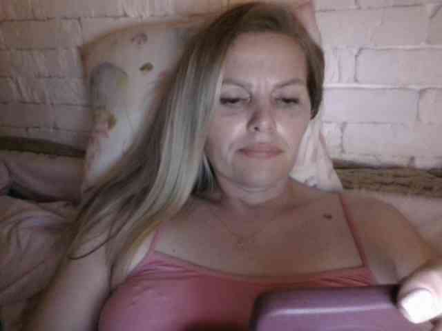 AngelAlone webcam