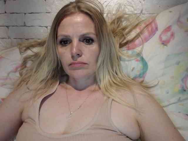 porn web cam online AngelAlone