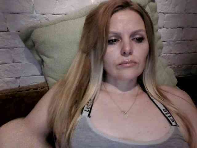 AngelAlone webcam