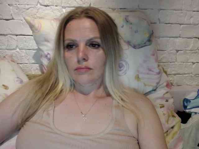 AngelAlone webcam