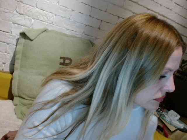 AngelAlone AngelAlone