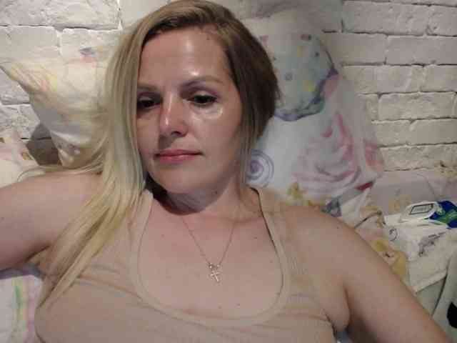 AngelAlone webcam