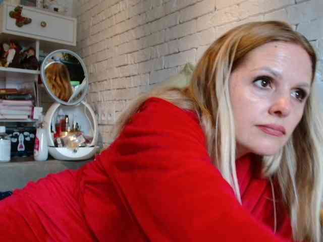 AngelAlone webcam